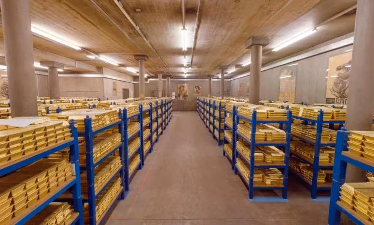 bank-of-england-gold-bars-uk-gold-reserves-768x462.jpg