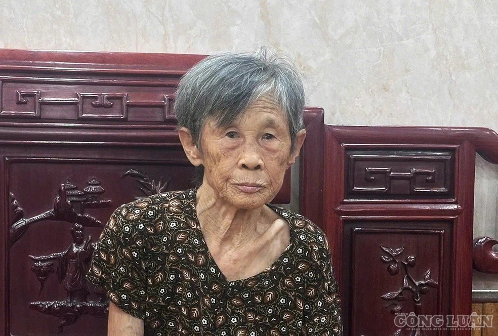 Mẹ Việt Nam anh hùng Nguyễn Thị Lan có chồng, con là liệt sĩ. Ảnh: Kim Long clo_br_3.jpg