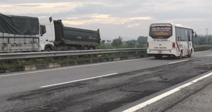 vec can lam ro tinh kha thi khi dau tu mo rong cao toc noi bai lao cai hinh 1