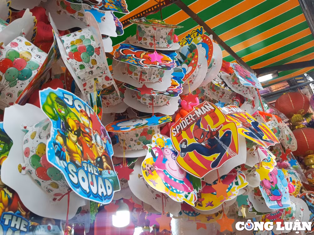tp hcm pho long den tinh giac don trung thu hinh 9