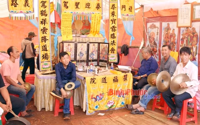 le hoi ta tai phan cua dong bao dan toc hoa o binh phuoc hinh 2