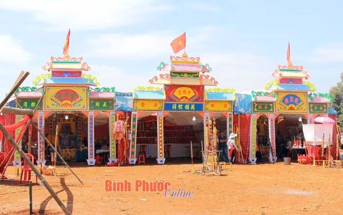 le hoi ta tai phan cua dong bao dan toc hoa o binh phuoc hinh 1