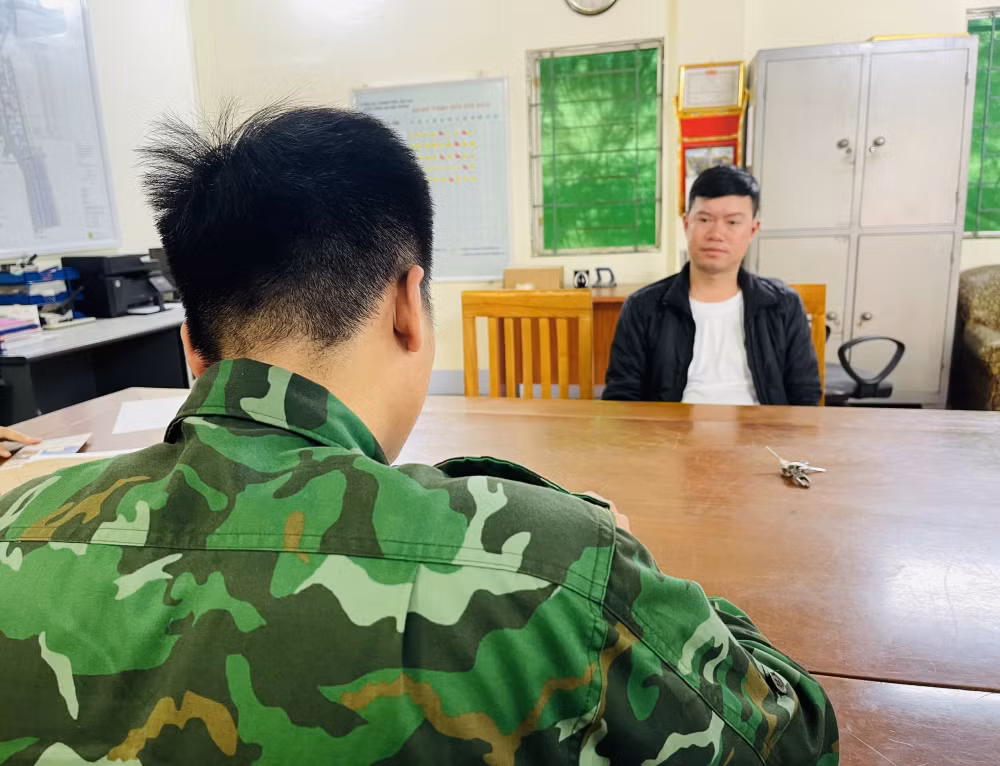 lao cai bat doi tuong ban le can sa dang co cho nhieu nguoi tre hinh 1