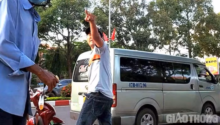 tien hanh xu phat doi tuong hanh hung phong vien bao giao thong tai dak lak hinh 1
