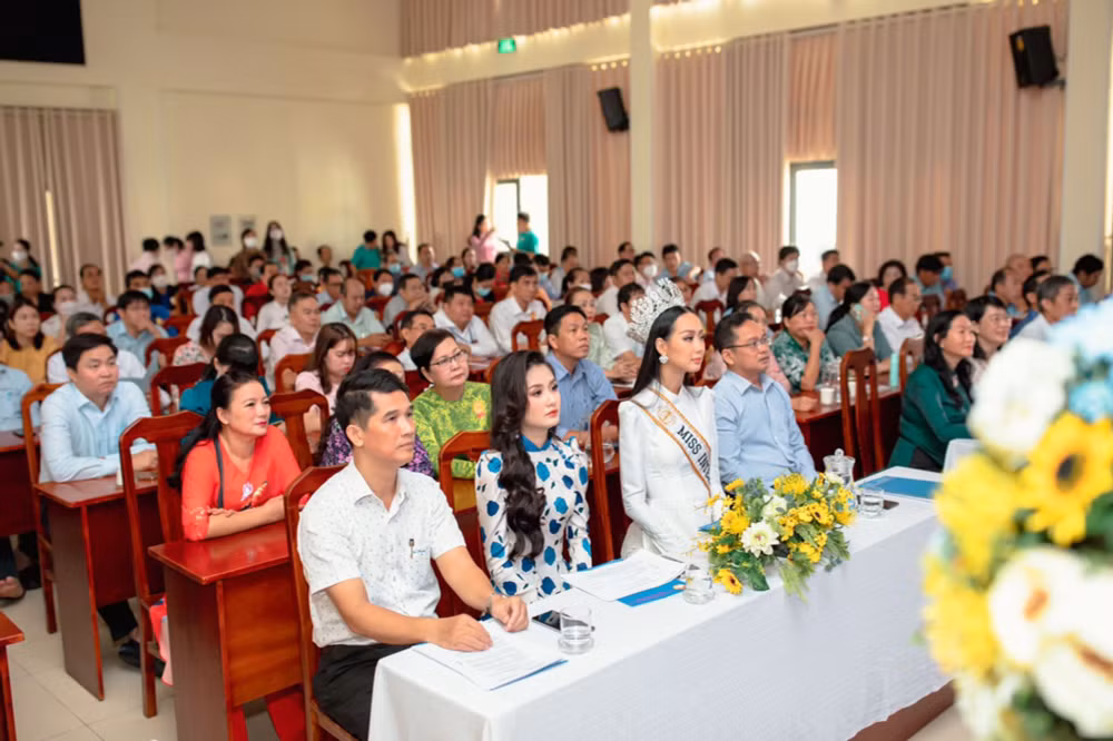 hoa hau nguyen thanh ha lan toa niem vui xanh den khu dan cu hinh 4