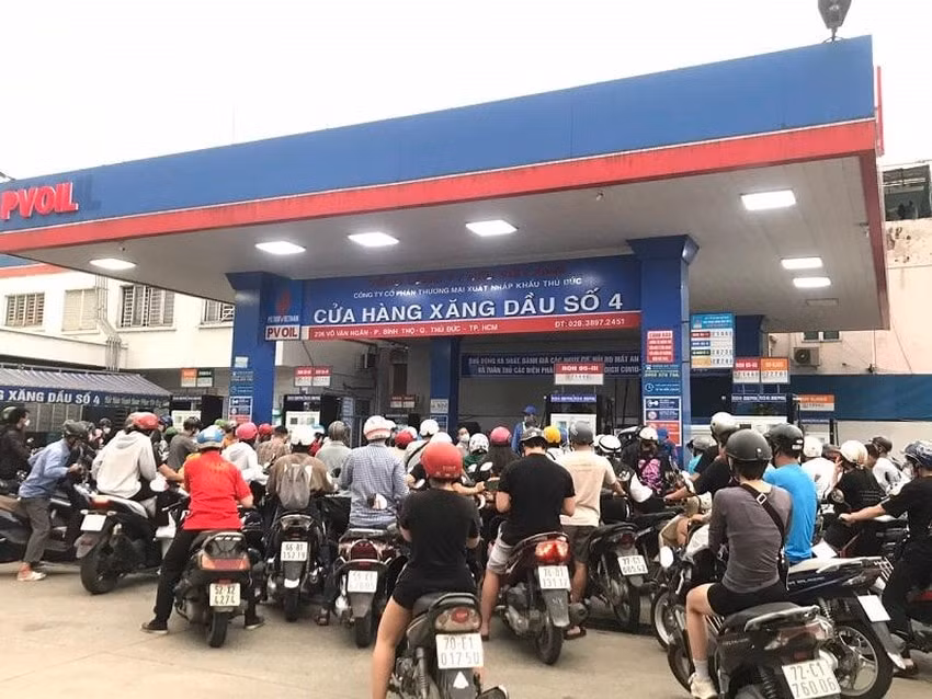 he thong kinh doanh xang dau nhieu tang nac dan den roi va lam tang chi phi hinh 4