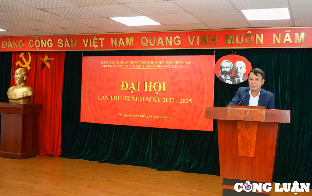 tiep tuc phat huy vai tro vi tri cua chi bo nang cao chat luong cac dot sinh hoat hinh 5