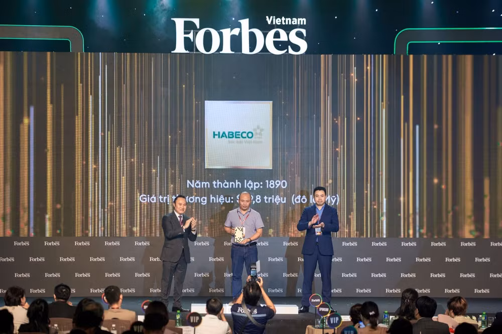 habeco duoc vinh danh top 25 thuong hieu fb dan dau cua forbes viet nam hinh 1
