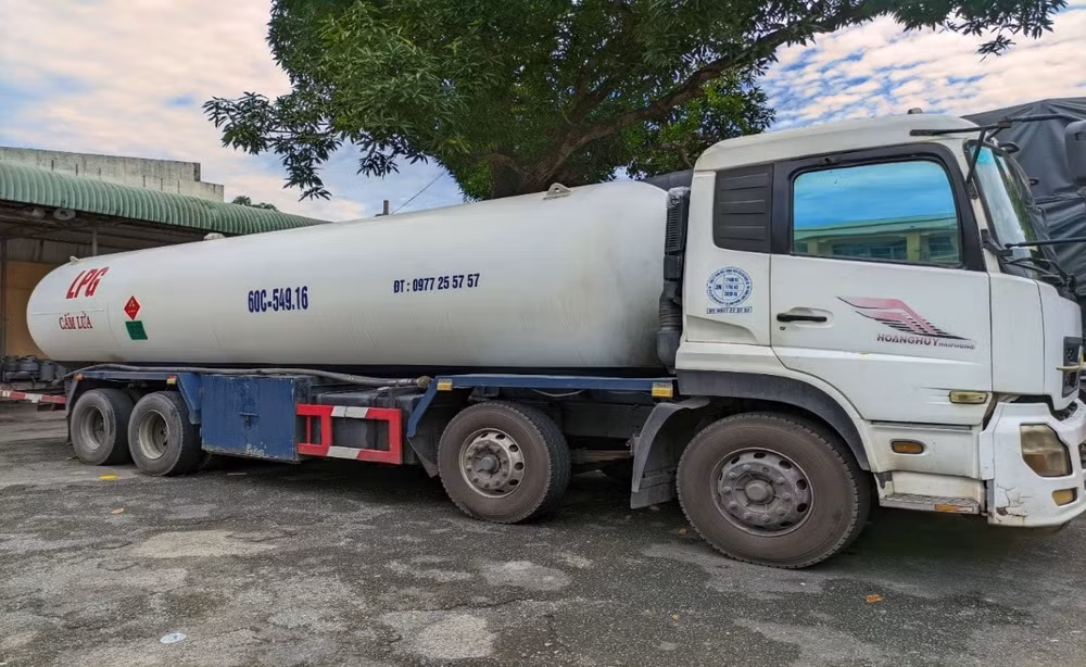 dong nai tich thu 4090kg khi hoa long van chuyen tren xe bon khong ro nguon goc xuat xu hinh 1