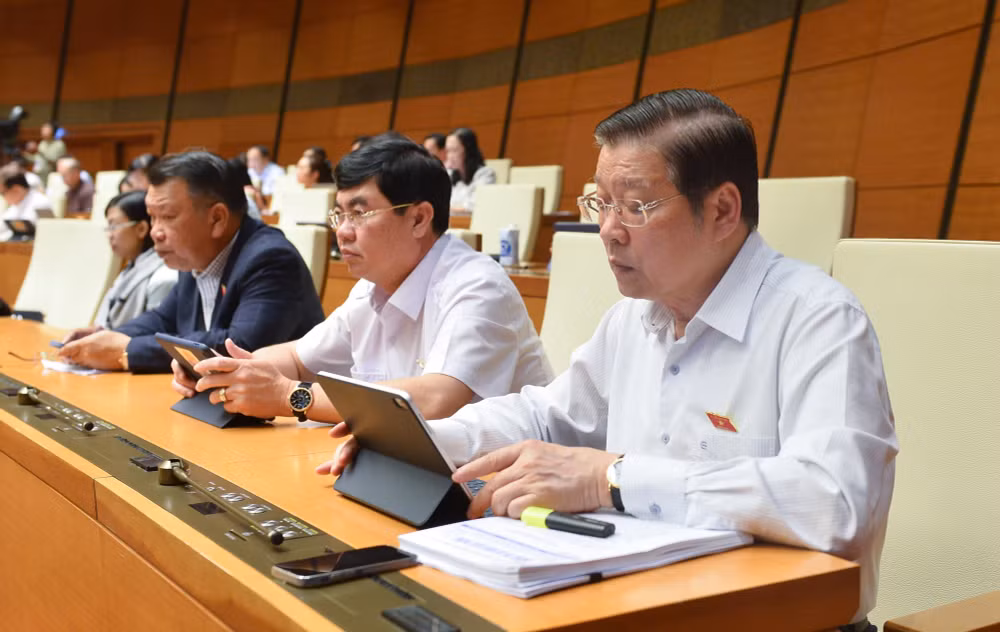 tham nhung vat da lam chun buoc cac nha dau tu xoi mon long tin cua nhan dan hinh 2