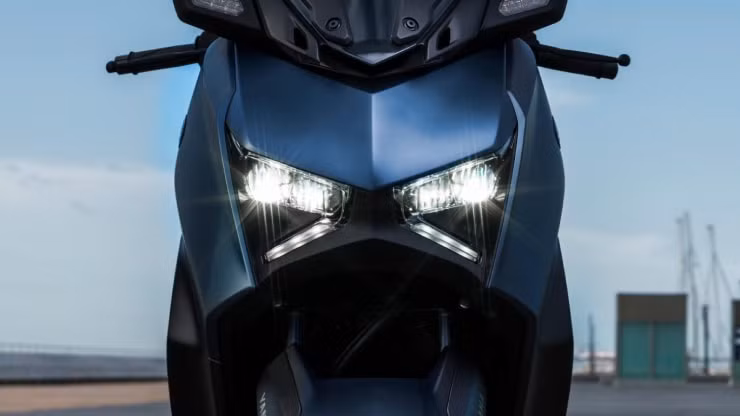 2023 yamaha xmax 300 ra mat tai thi truong chau au hinh 6