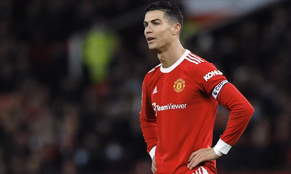 man utd nham mua savic ronaldo gay bat ngo ve tuong lai hinh 2