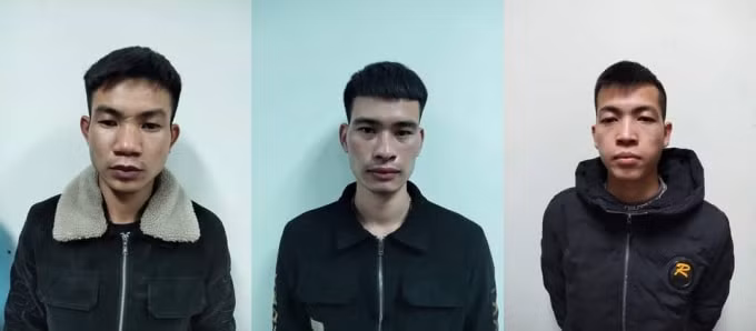bat giu nhom doi tuong gia vo mat giay to xe may xin cap lai de dem di lua dao hinh 1