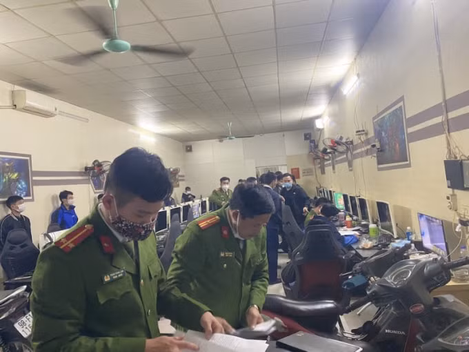 triet pha duong day lua dao ban ve may bay gia cho nguoi viet nam o nuoc ngoai hinh 1