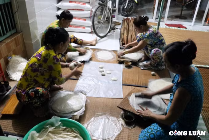 lang nghe banh phong do lua ngay can tet hinh 14