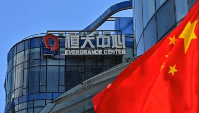 trung quoc can nhac chia tach china evergrande hinh 1