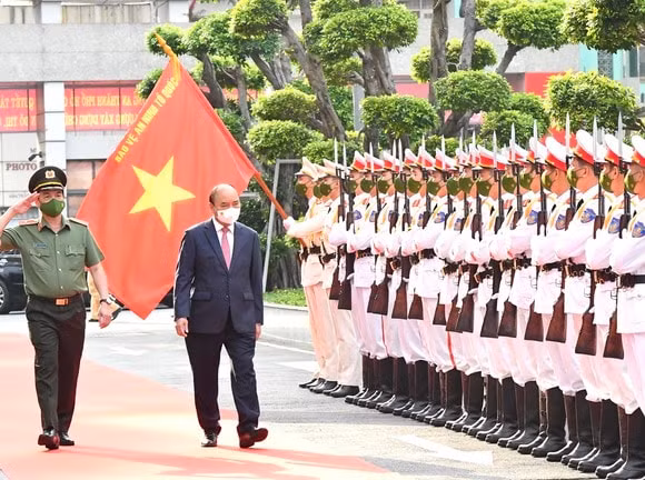 chu tich nuoc nguyen xuan phuc de nghi xu ly nghiem cac vu bao hanh tre em hinh 2