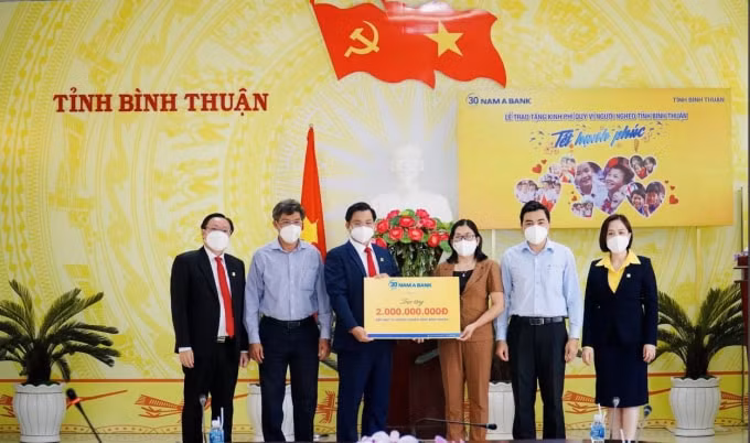 nam a bank mang tet hanh phucden nhung manh doi kho khan hinh 5