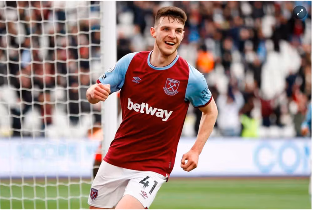 nhung tien ve nam trong tam ngam cua manchester united hinh 1