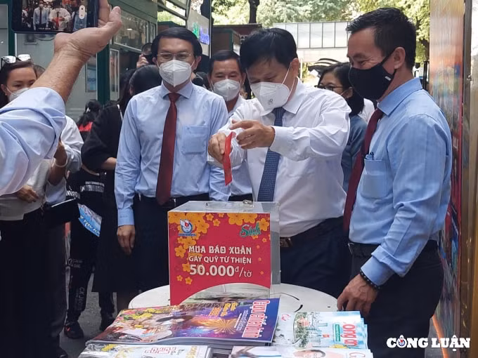 tp hcm trao giai bia bao xuan va khai truong sap bao tu thien hinh 7