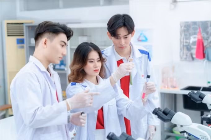 benh vien fv dao tao thuc hanh cho sinh vien nganh y truong dai hoc quoc te hong bang hinh 2