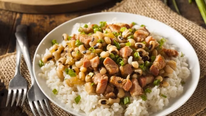 nhung mon an dac biet cua cac nuoc vao dip nam moi va le hoi hinh 1