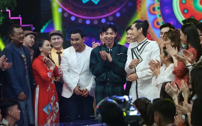 diem danh nhung chuong trinh hai dip tet nguyen dan 2022 hinh 8
