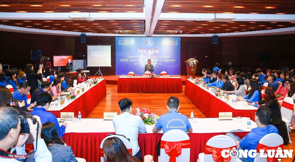 chuyen doi so bao chi noi dung la vua con cong nghe la nu hoang hinh 2