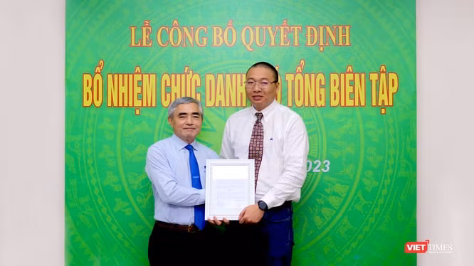 bo nhiem nha bao tran huu vinh lam pho tong bien tap viettimes hinh 1