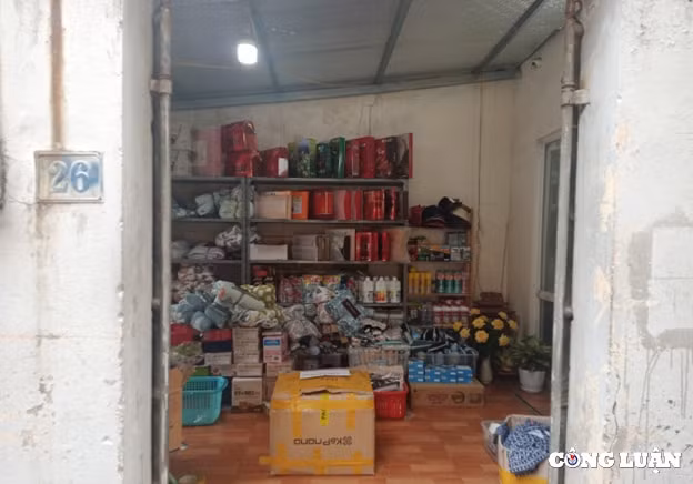 du cac loai hang tai tuyen pho hang xach tay nguyen son ha noi hinh 4