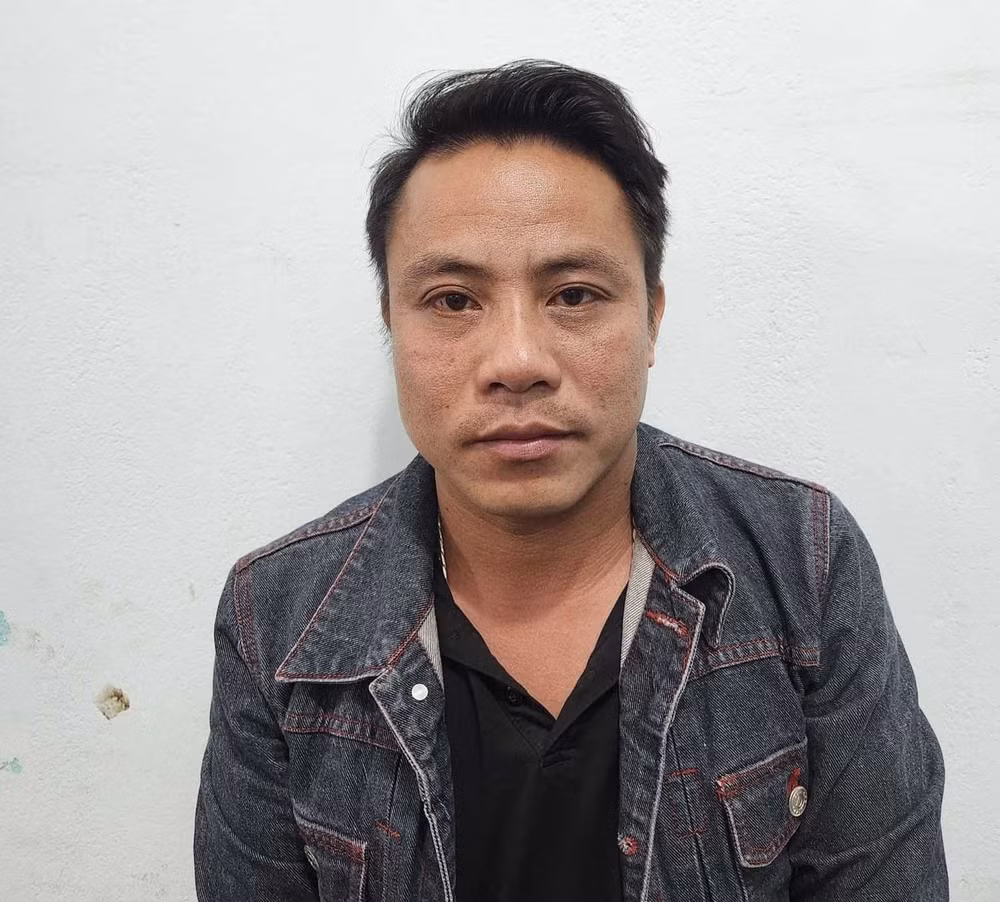 khoi to chu xe khach dung giay dang kiem gia hinh 1