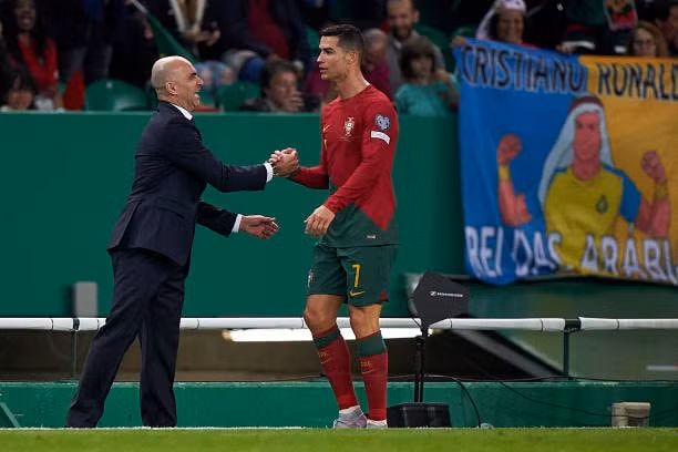 ronaldo lap cot moc vo tien khoang hau trong lich su bong da the gioi hinh 1