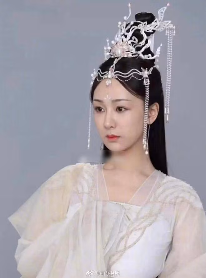 Dương Tử vào vai nữ chính Nhan Đàm 