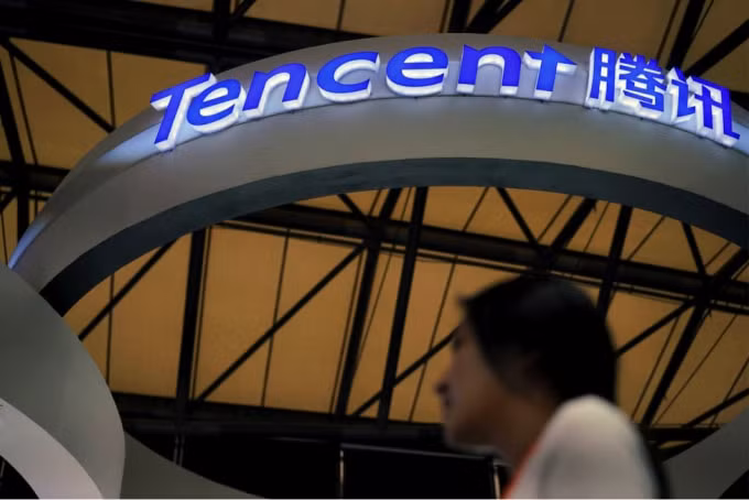 Một bảng hiệu Tencent được nhìn thấy trong Hội nghị và Triển lãm Giải trí Kỹ thuật số Trung Quốc (ChinaJoy) ở Thượng Hải vào ngày 3 tháng 8 năm 2018. Ảnh: Reuters.