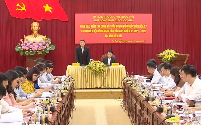 Phó Chủ tịch Quốc hội Nguyễn Đức Hải phát biểu kết luận buổi làm việc.