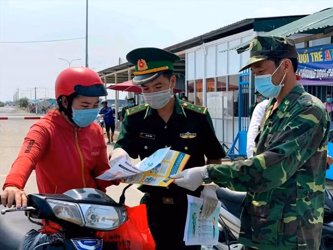 Diễn biến phức tạp của 2 bệnh nhân nhập cảnh trái phép ở An Giang mắc COVID-19. Ảnh minh họa