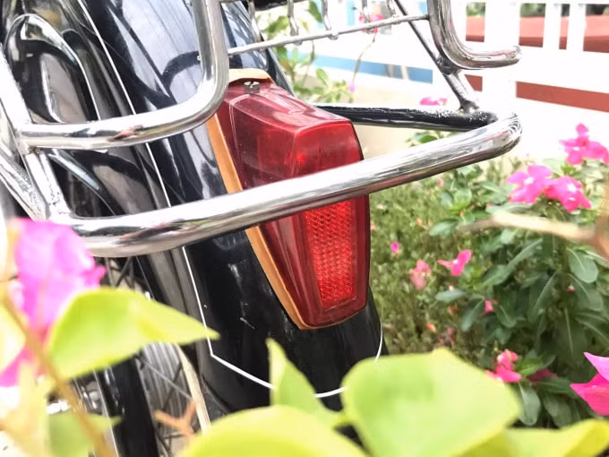 Được biết, có một số người hỏi mua chiếc xe này với giá 68 triệu đồng, tuy nhiên anh Huynh chưa có ý định bán lại.