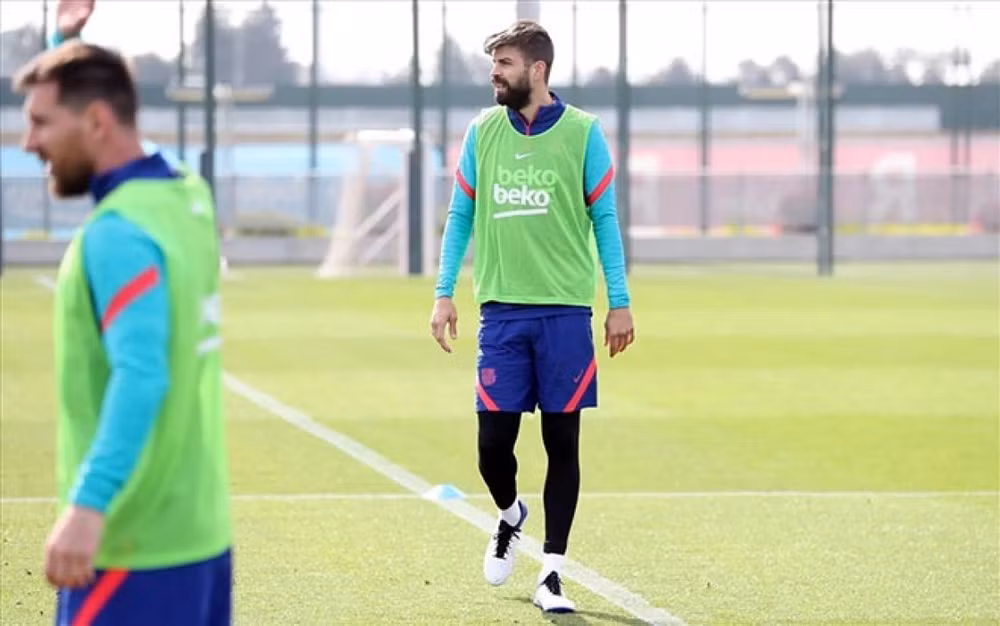 Các trụ cột Gerard Pique và Sergi Roberto đã quay trở lại đội hình sau chấn thương. Ảnh: internet