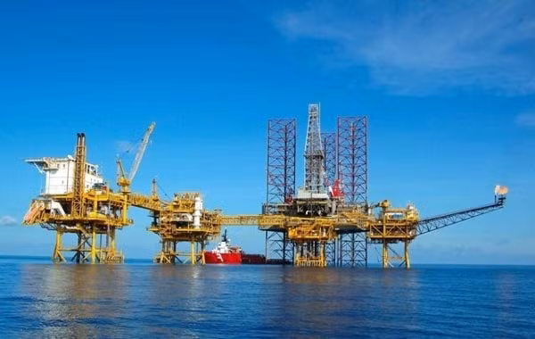 Sản lượng dầu thô trong 3 tháng tới sẽ được bổ sung khoảng 2,15 triệu thùng/ngày.