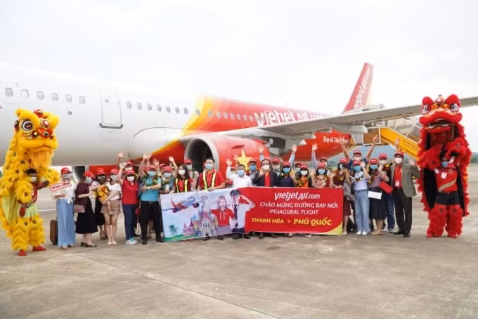 Chuyến bay khai trương THD - PQC.