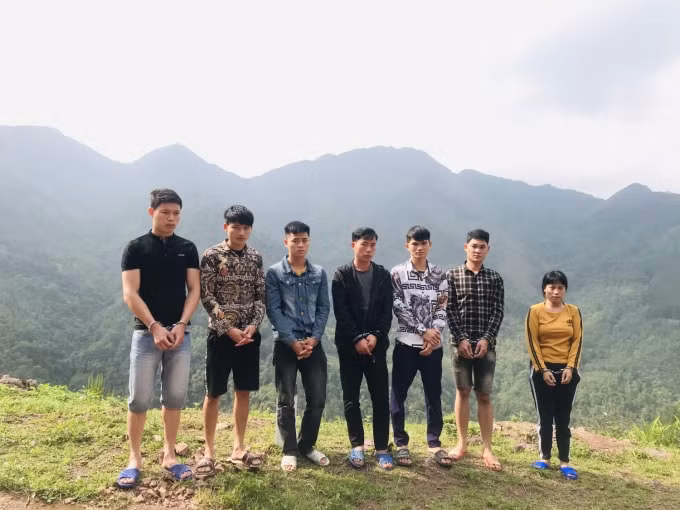 Nhóm đối tượng bị bắt