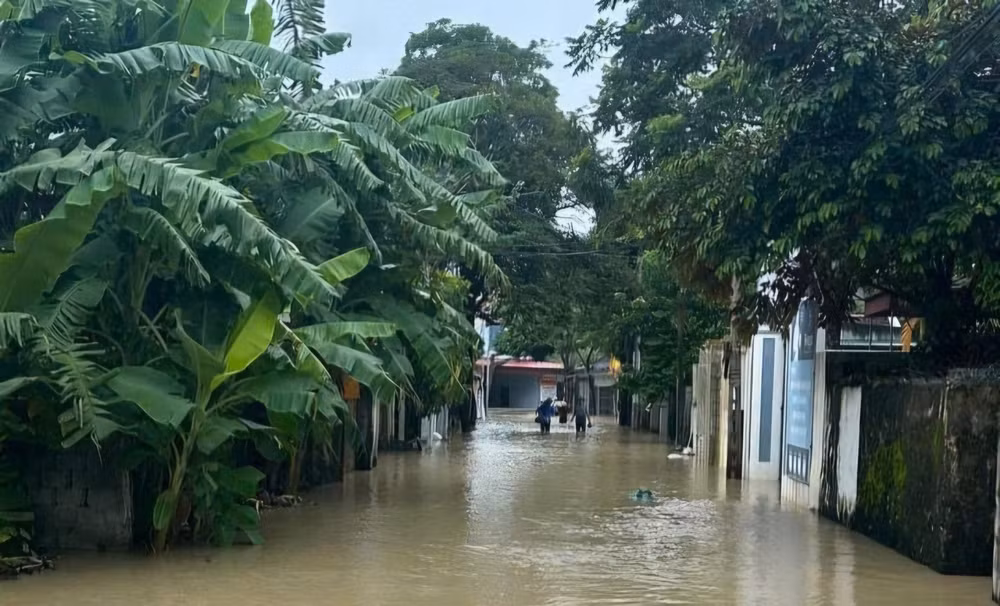 mot khu pho tai tp thanh hoa ngap sau trong nuoc hinh 9