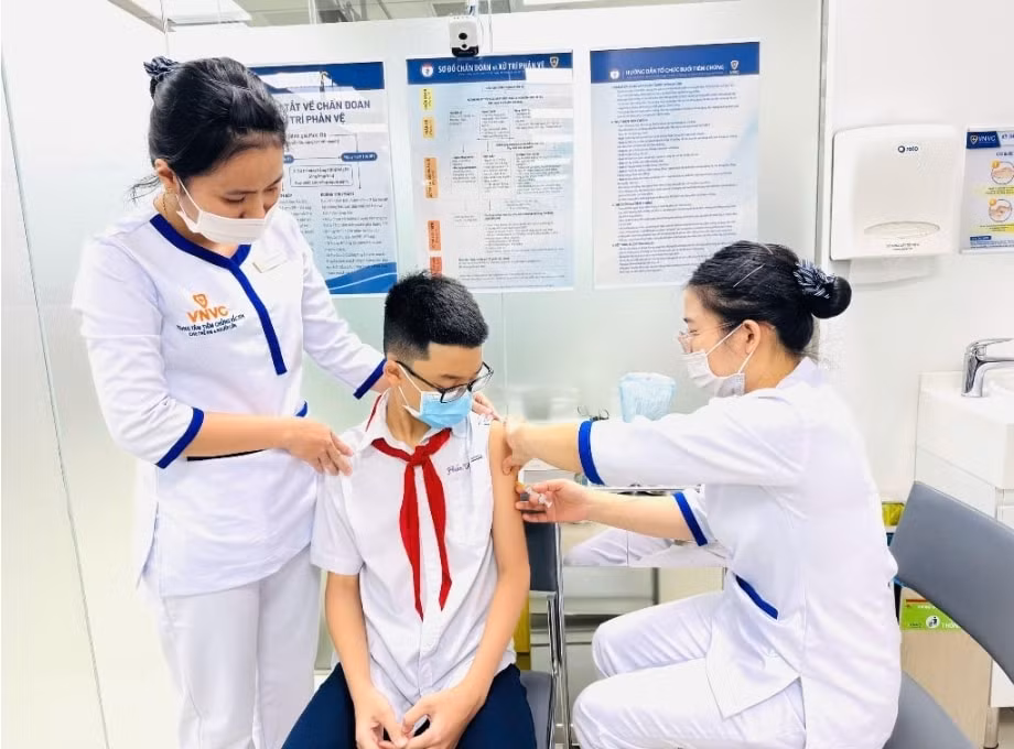 vac xin sot xuat huyet buoc tien quan trong phong chong dich hinh 3
