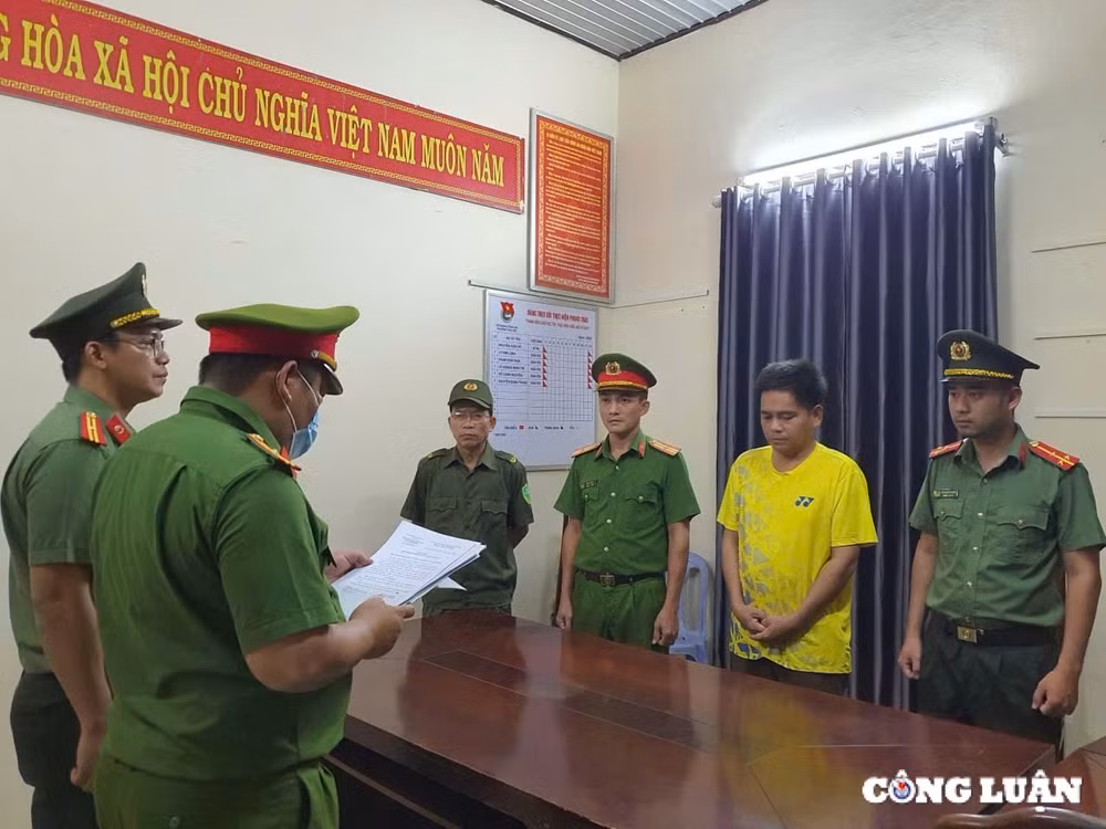 thua thien hue bat doi tuong dung mang xa hoi facebook de lua dao chiem doat tai san hinh 1