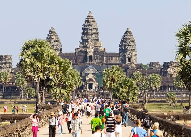khach tu viet nam va thai lan chiem tren mot nua luong khach du lich quoc te cua campuchia hinh 2