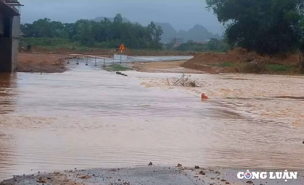 quang binh hon mot nghin ho dan bi ngap 38 thon bi chia cat hinh 1