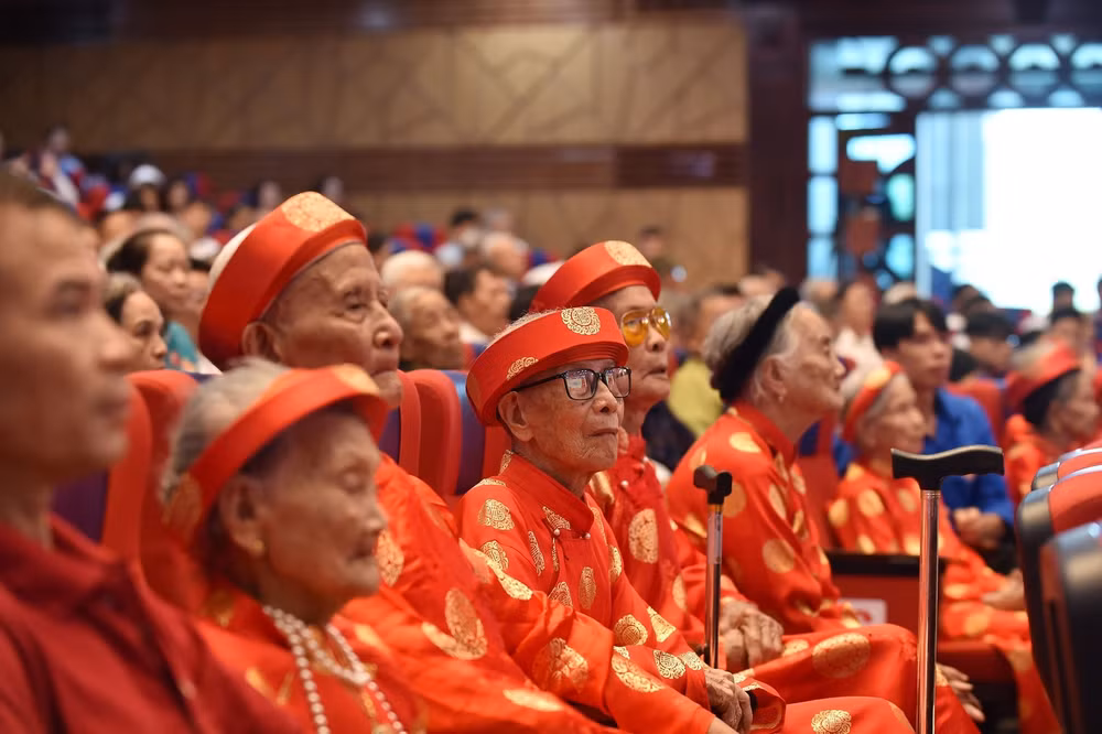 keu goi su quan tam cham soc tu gia dinh cong dong va xa hoi doi voi nguoi cao tuoi hinh 3