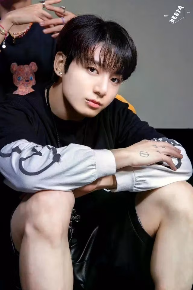 jungkook.jpg