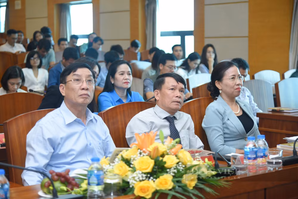 bao nong thon ngay nay bao dien tu dan viet phat dong phong trao thi dua xay dung moi truong van hoa hinh 1