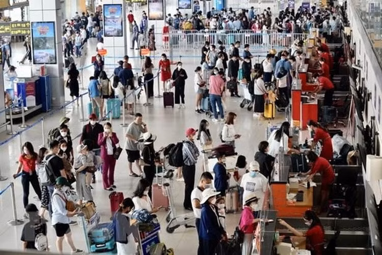 ha noi giao nhiem vu trien khai nghien cuu quy hoach cang hang khong quoc te noi bai hinh 1